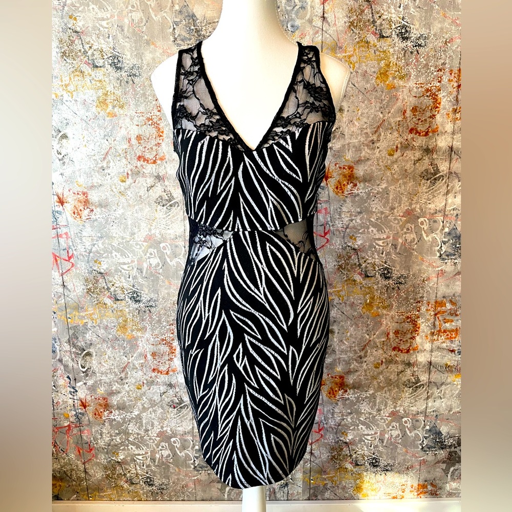 PAPAYA Dress with peekaboo sides and Lace crossed straps. Size M